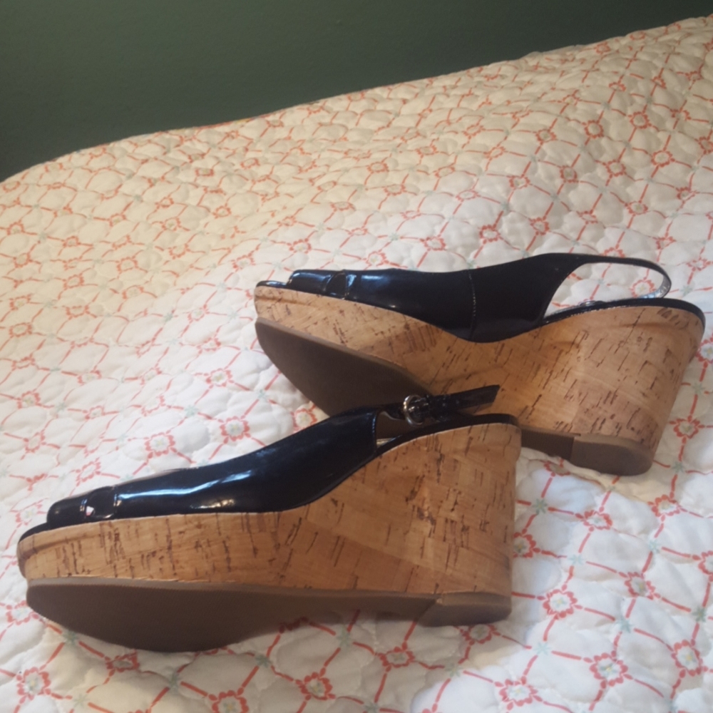Marc fisher patent leather cork wedge peep toe slingback sandal